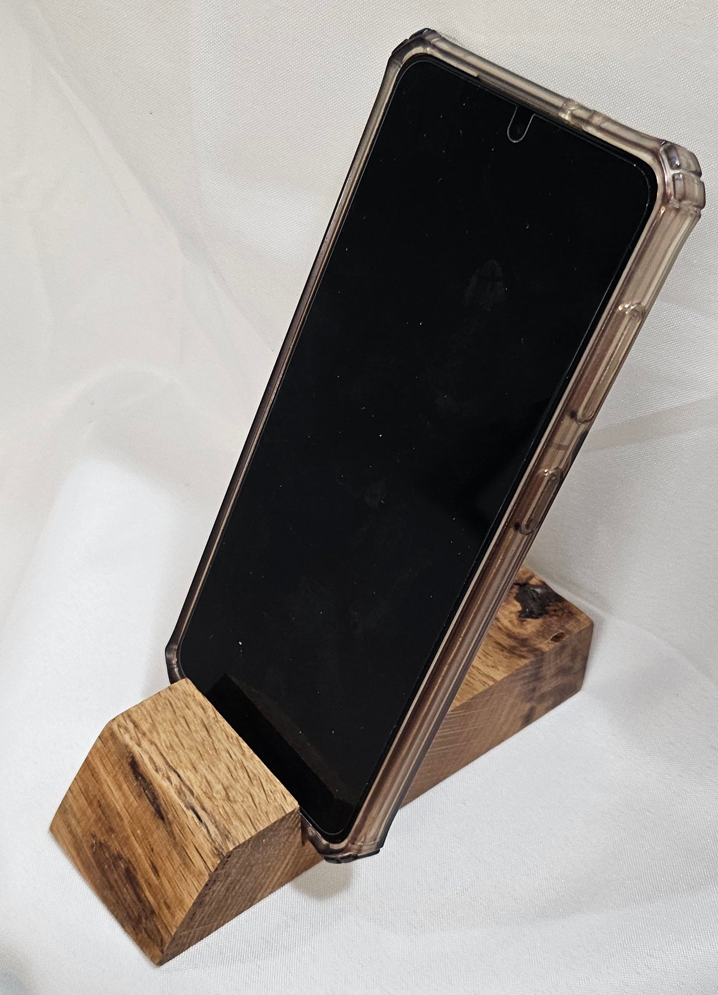 O. Hummingbird phone stand